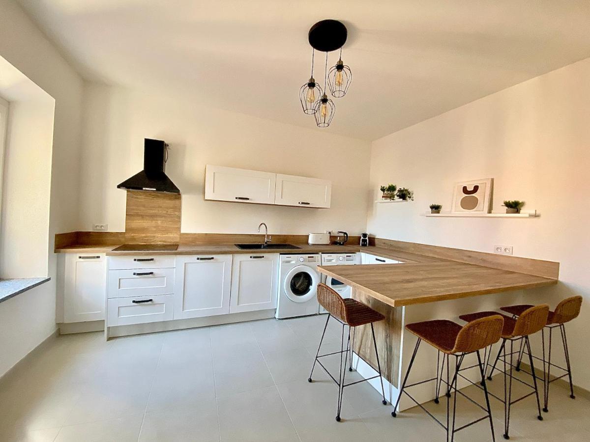 Montee Fleurie Apartment ม็องตง ภายนอก รูปภาพ