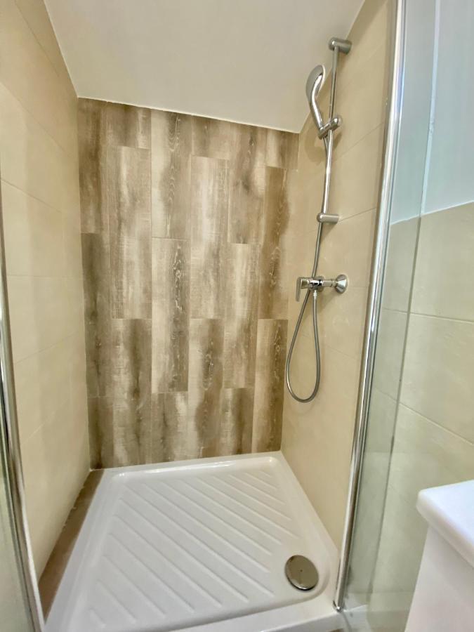 Montee Fleurie Apartment ม็องตง ภายนอก รูปภาพ