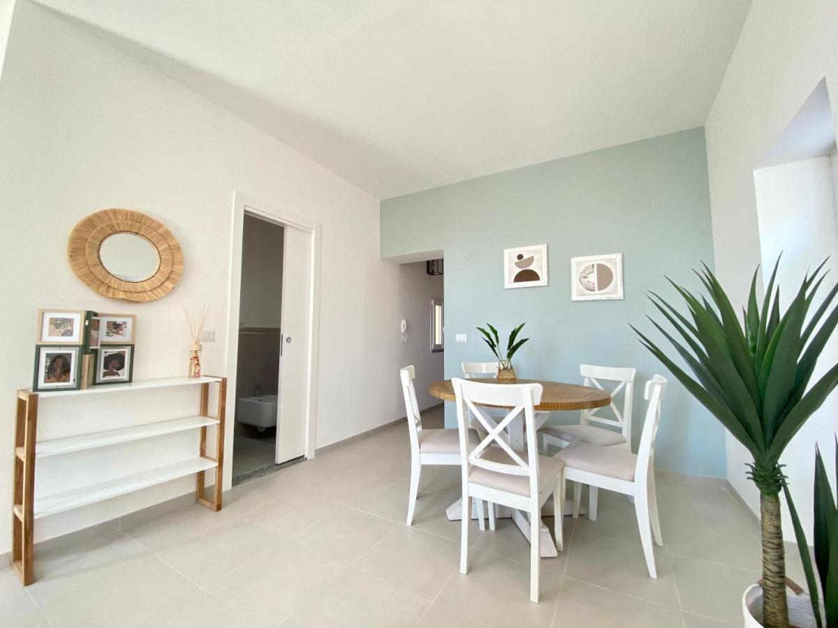 Montee Fleurie Apartment ม็องตง ภายนอก รูปภาพ
